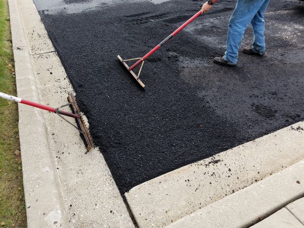 Cost of Asphalt Driveway Service in Morgan Hill