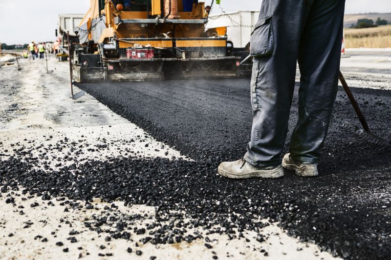 Residential Asphalt Paving Equipment